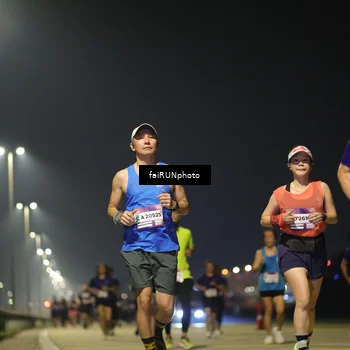 Runner Photo 7344702