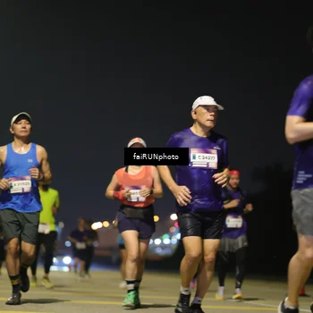 Runner Photo 7344711