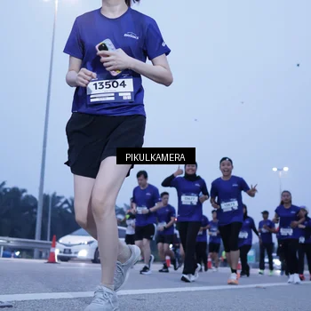 Runner Photo 7344720