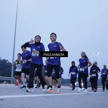 Runner Photo 7344722