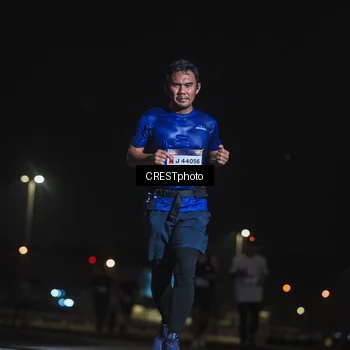 Runner Photo 7344765
