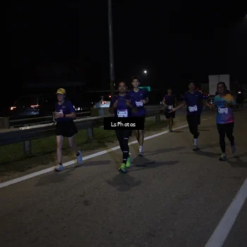 Runner Photo 7344767