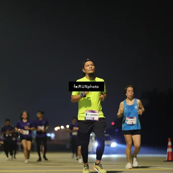 Runner Photo 7344770