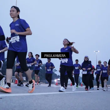 Runner Photo 7344793