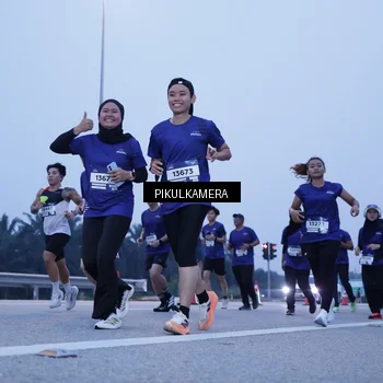 Runner Photo 7344832