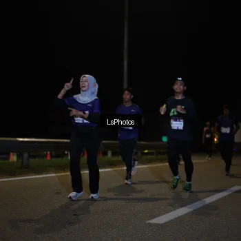 Runner Photo 7344848