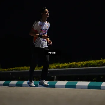 Runner Photo 7344859
