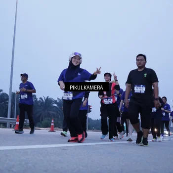 Runner Photo 7344879
