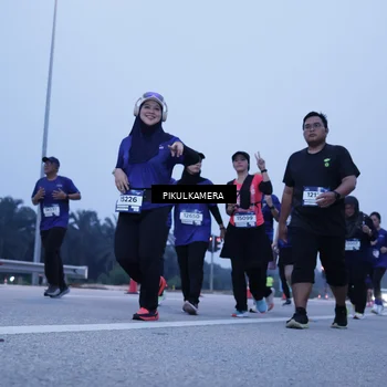 Runner Photo 7344886