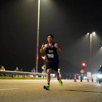 Runner Photo 7344900