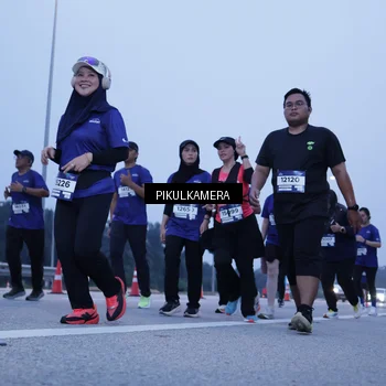 Runner Photo 7344901