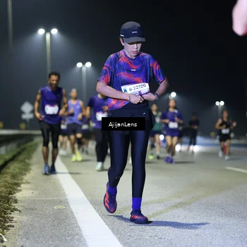 Runner Photo 7344903