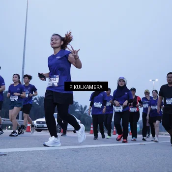 Runner Photo 7344907