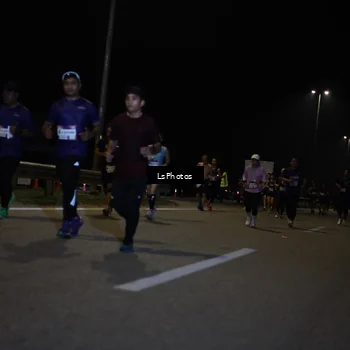 Runner Photo 7344916