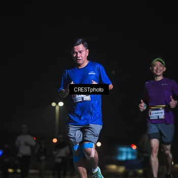 Runner Photo 7344923