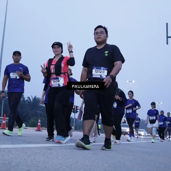 Runner Photo 7344926
