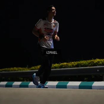 Runner Photo 7344941