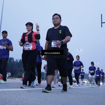 Runner Photo 7344959