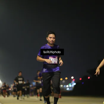 Runner Photo 7344975