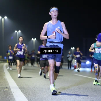 Runner Photo 7344985