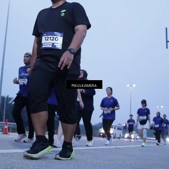 Runner Photo 7344988