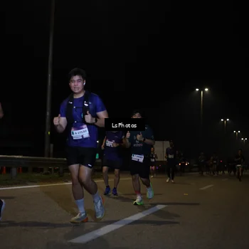 Runner Photo 7344990