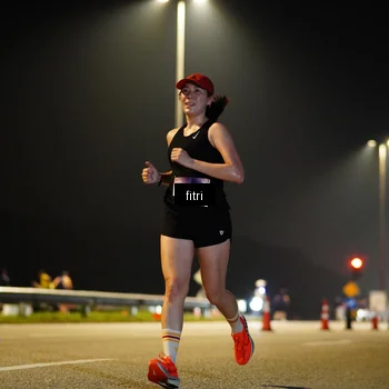 Runner Photo 7345000