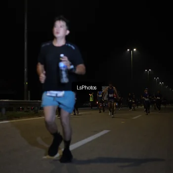 Runner Photo 7345035