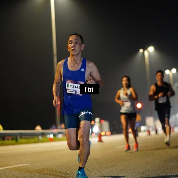 Runner Photo 7345060