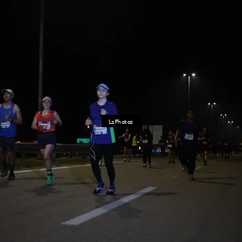 Runner Photo 7345076