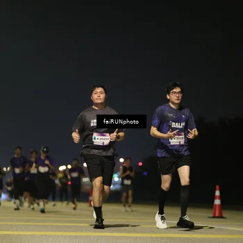 Runner Photo 7345078