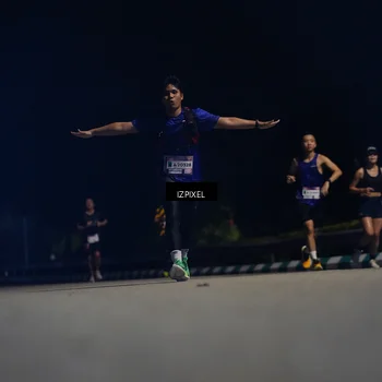 Runner Photo 7345079