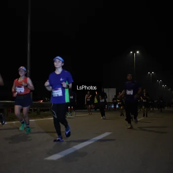 Runner Photo 7345096