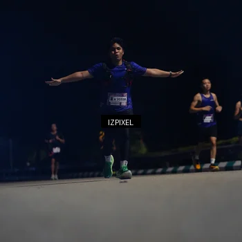 Runner Photo 7345100
