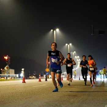 Runner Photo 7345101