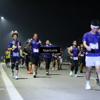 Runner Photo 7345113