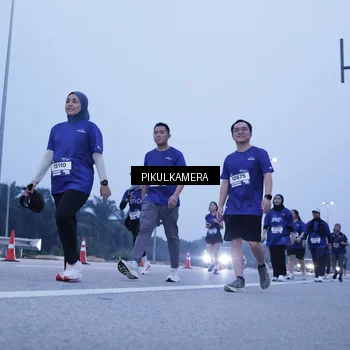 Runner Photo 7345184