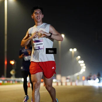 Runner Photo 7345214