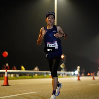 Runner Photo 7345299