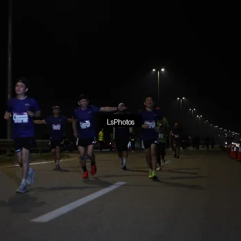 Runner Photo 7345312