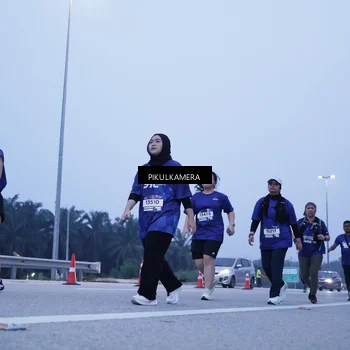 Runner Photo 7345327