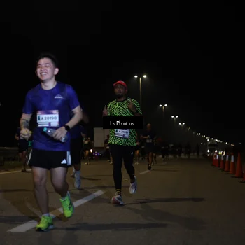 Runner Photo 7345328
