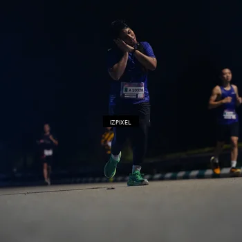 Runner Photo 7345331
