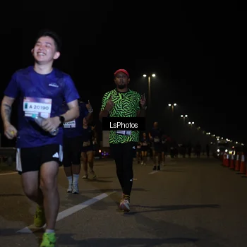 Runner Photo 7345344