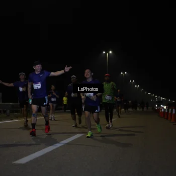 Runner Photo 7345354