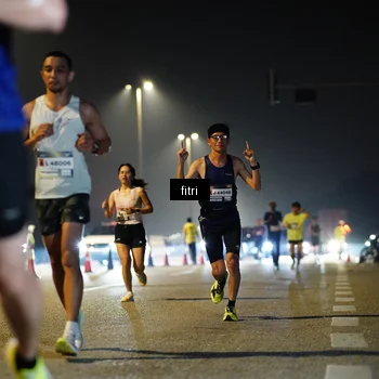 Runner Photo 7345372