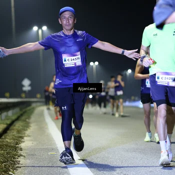Runner Photo 7345373