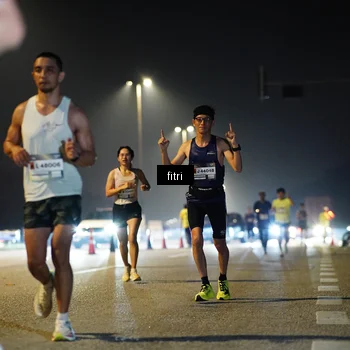 Runner Photo 7345376