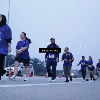 Runner Photo 7345394