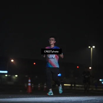 Runner Photo 7345413